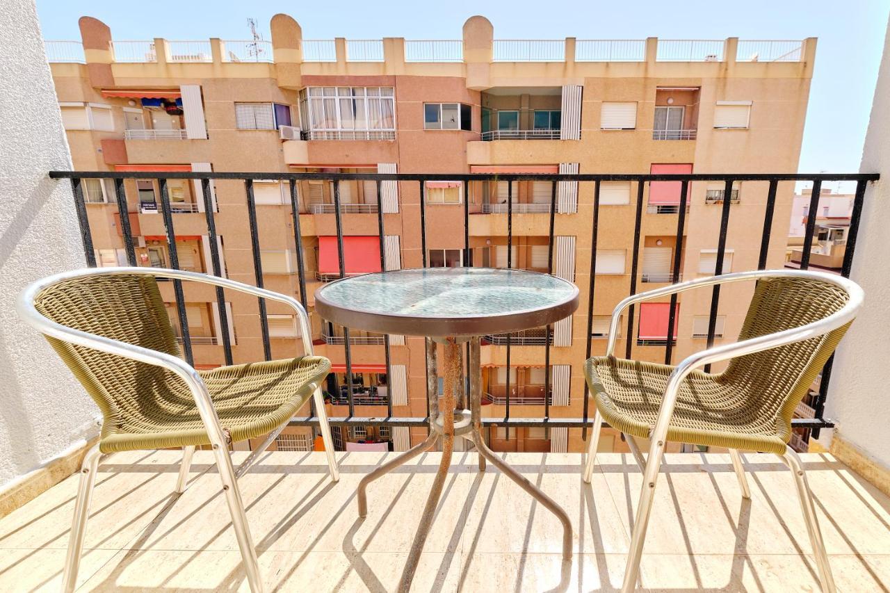 Estudio La Loma Apartment Торевиеха Екстериор снимка